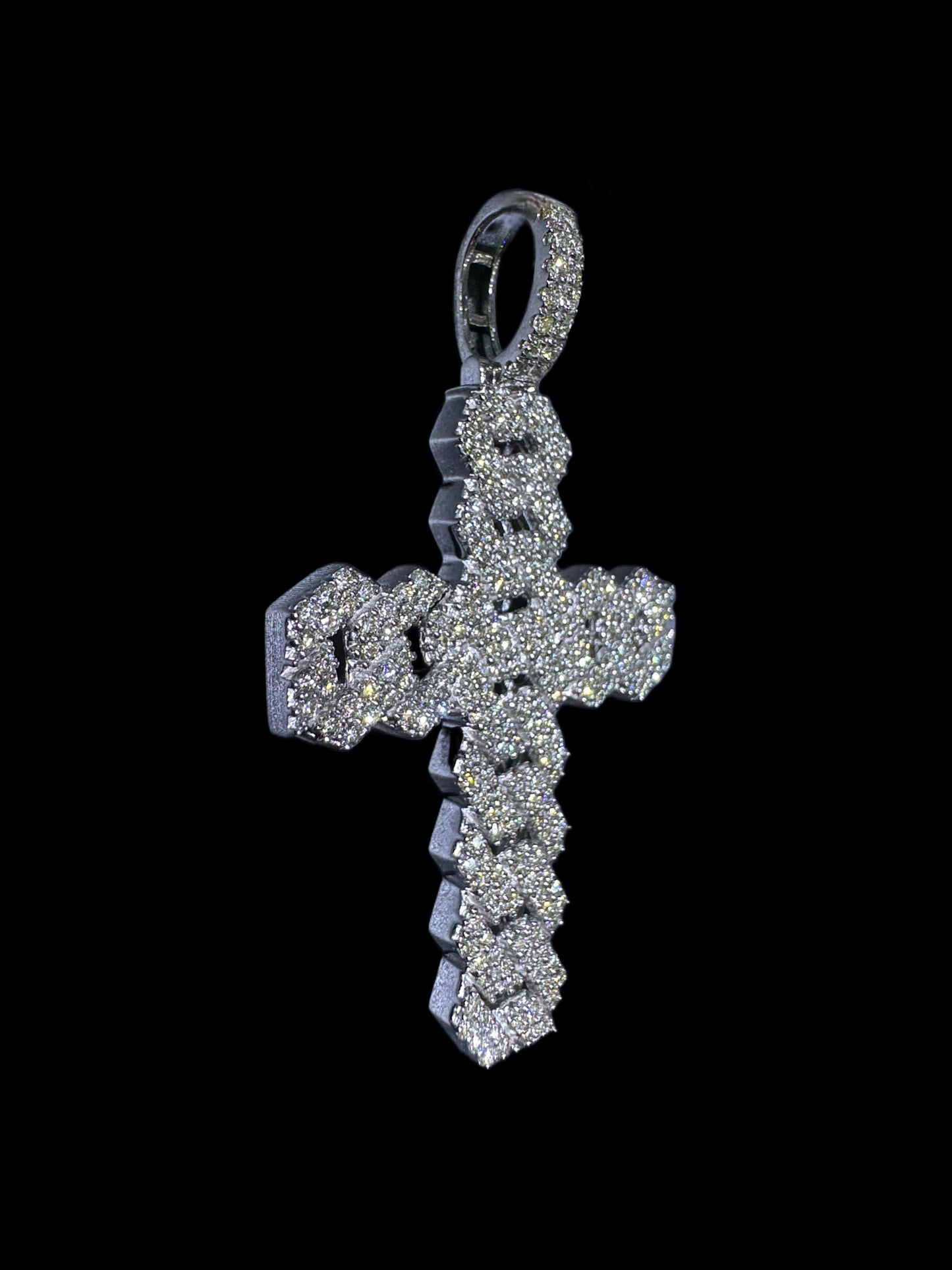 Diamond Miami Cuban Style Cross